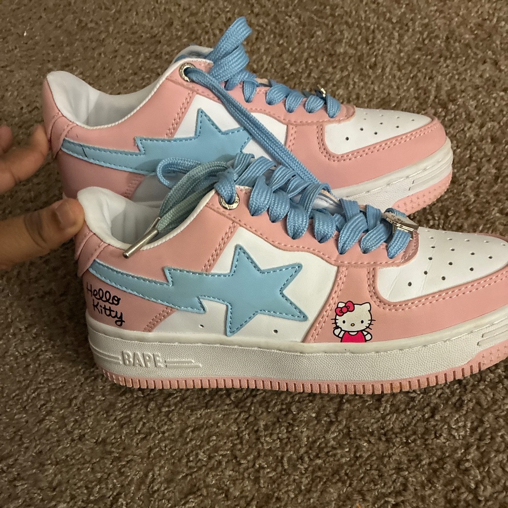 B⭐️PE X Hello kitty